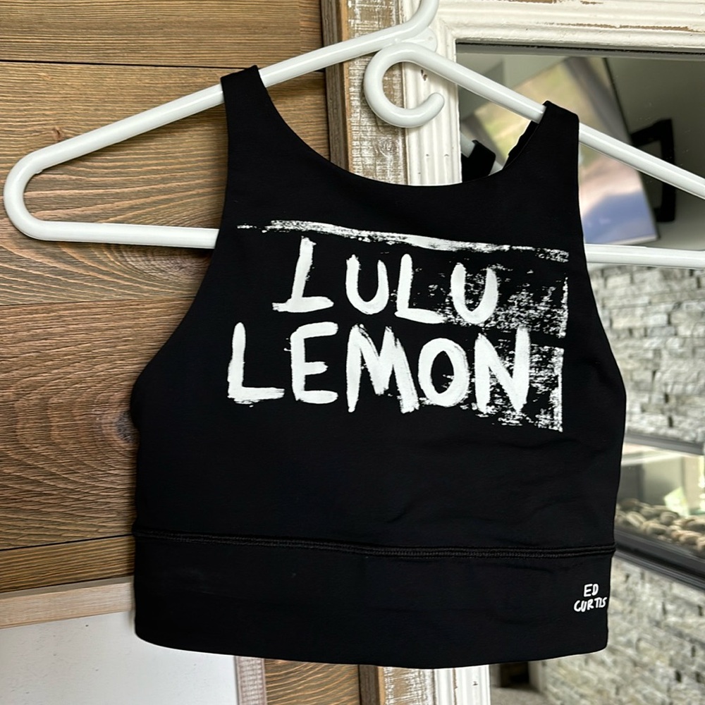 Lululemon sports bra black 6 EUC